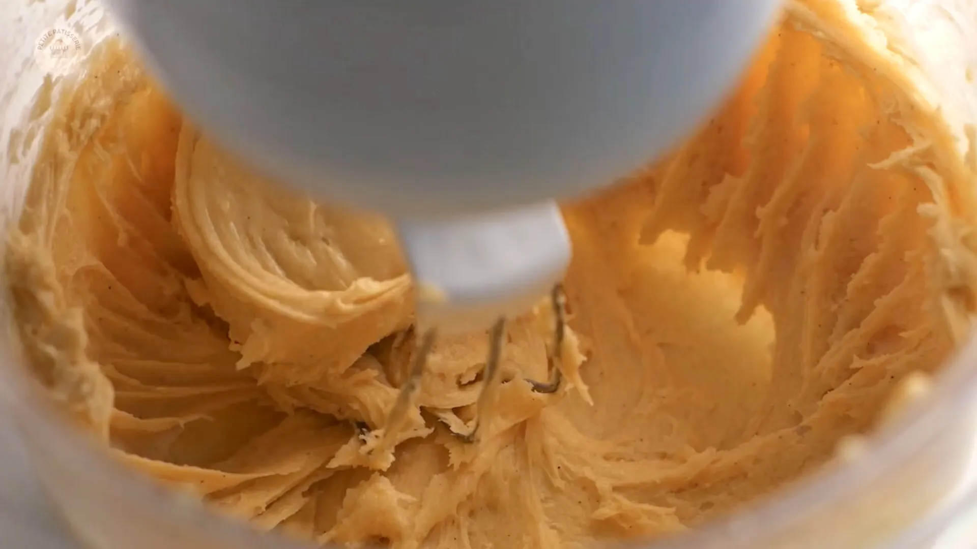 Refroidissement de la pâte à choux dans un robot